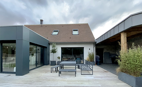 Visuel de couverture du projet L'Extension